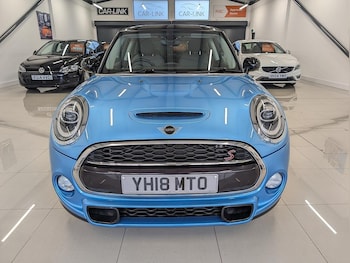 Used MINI Hatch 2018 for sale - 76390139: Photo