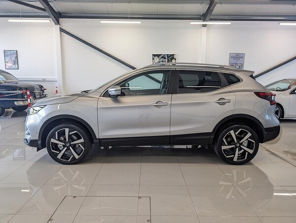 Used Nissan Qashqai 2017 for sale - 75894939: Photo 3