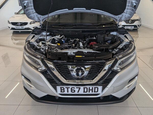 Used Nissan Qashqai 2017 for sale - 75894939: Photo 5