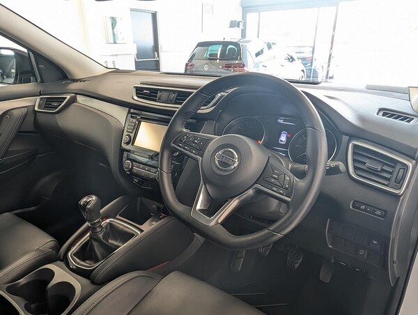 Used Nissan Qashqai 2017 for sale - 75894939: Photo 9
