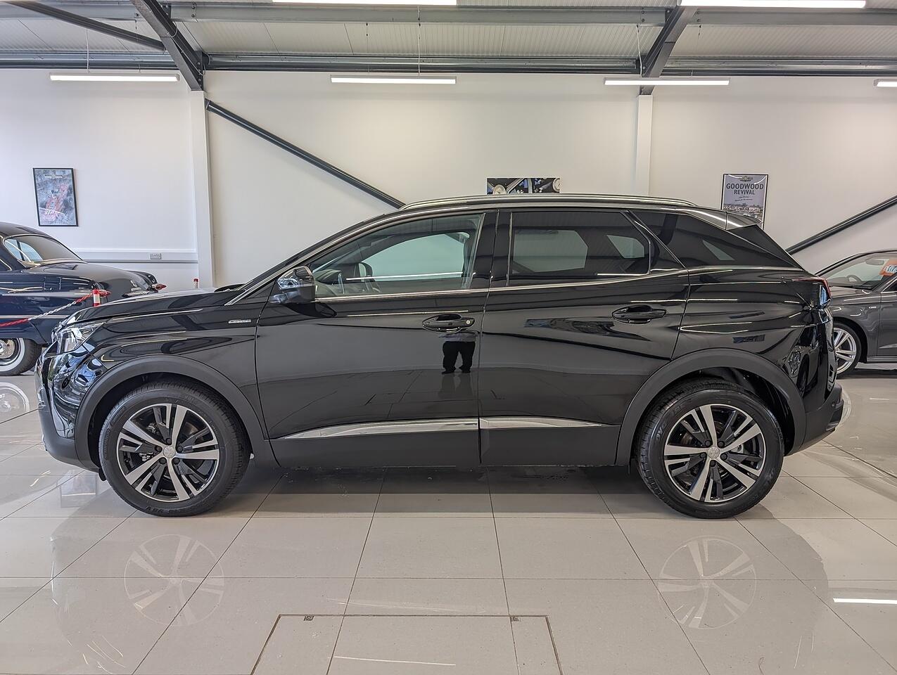 Used Peugeot 3008 2019 for sale - 76112236: Photo 3