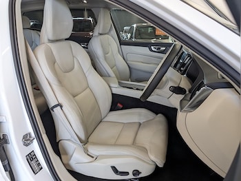 Used Volvo XC60 2018 for sale - 76074416: Photo 4