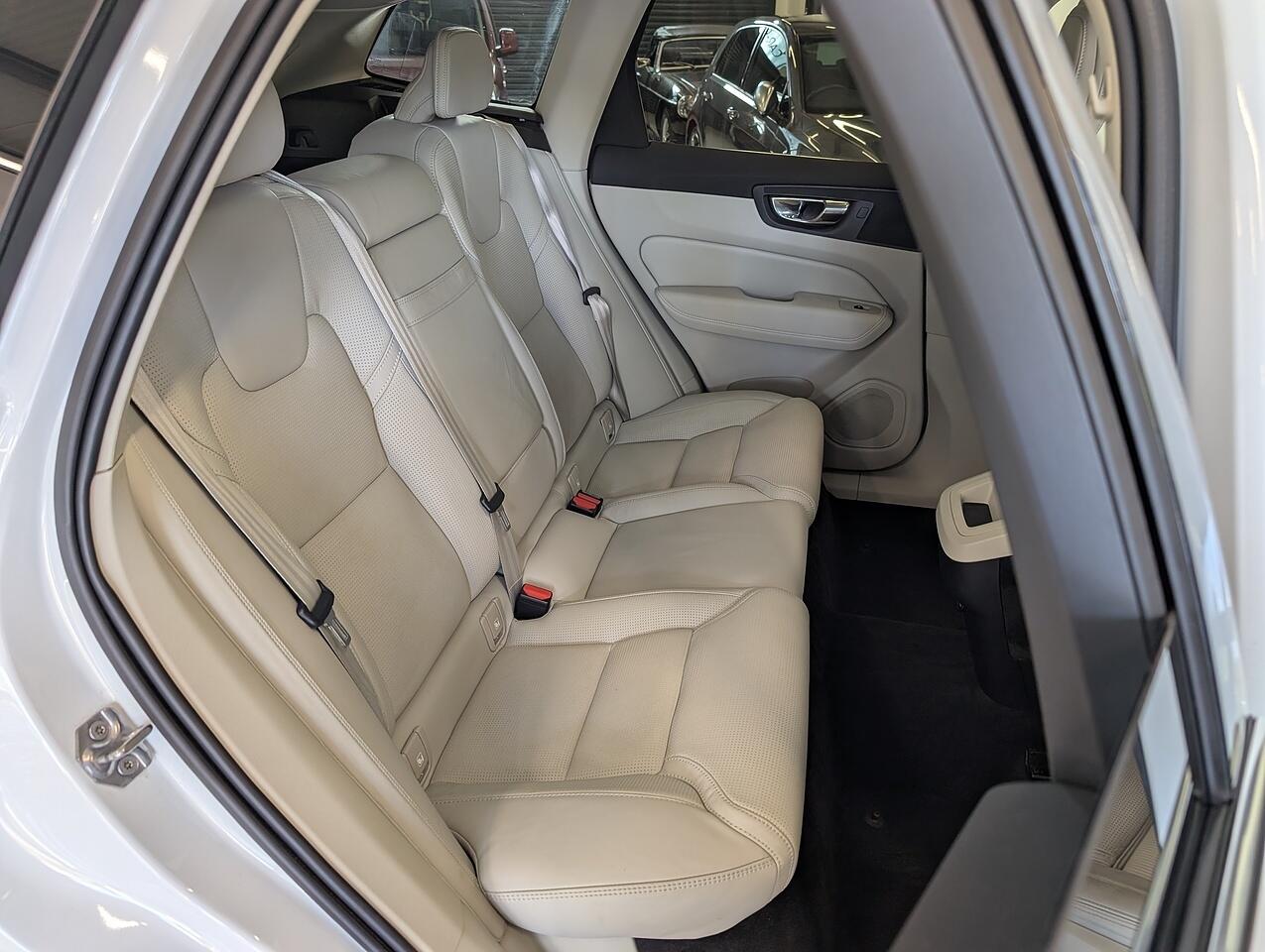 Used Volvo XC60 2018 for sale - 76074416: Photo 6