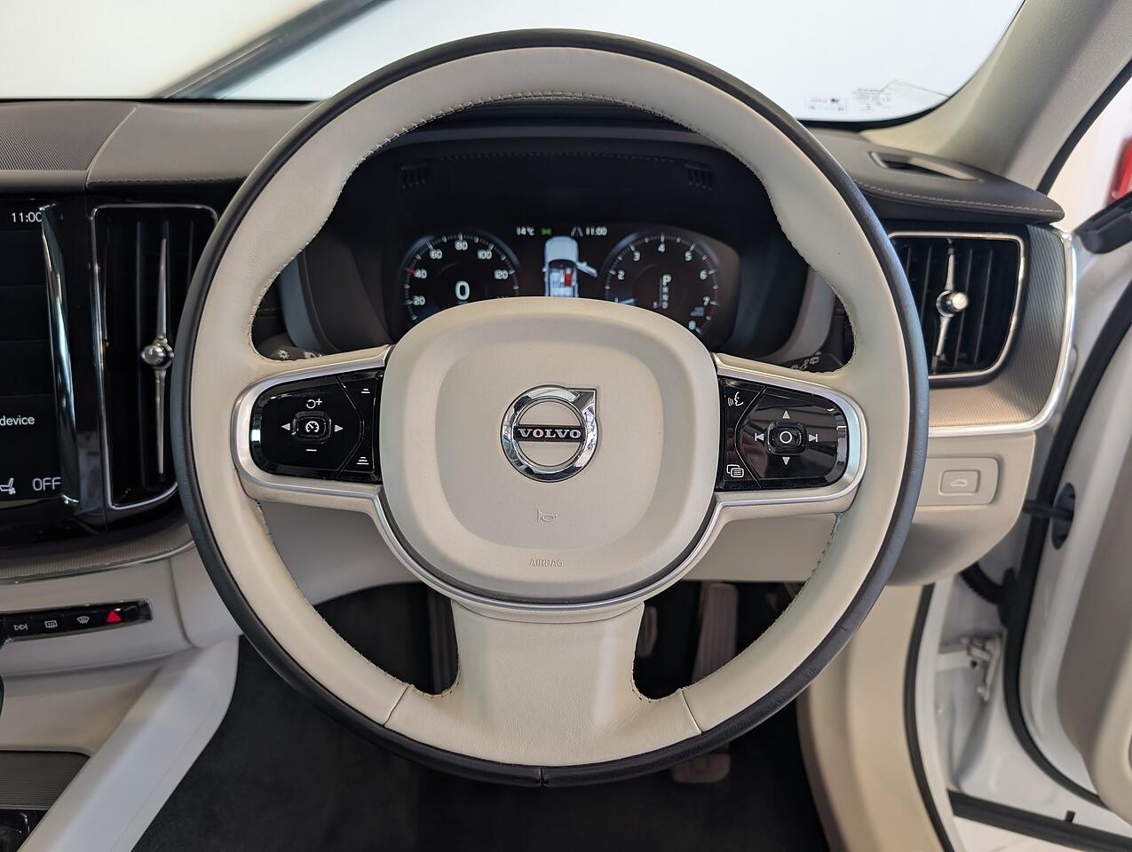 Used Volvo XC60 2018 for sale - 76074416: Photo 8