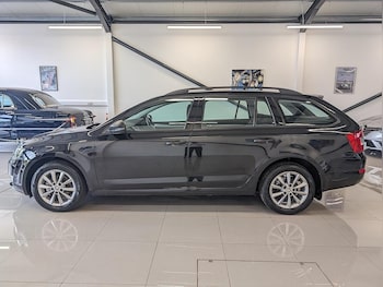 Used Skoda Octavia 2016 for sale - 76074384: Photo