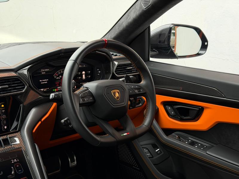 Used Lamborghini Urus for sale - 77641477: Photo 10
