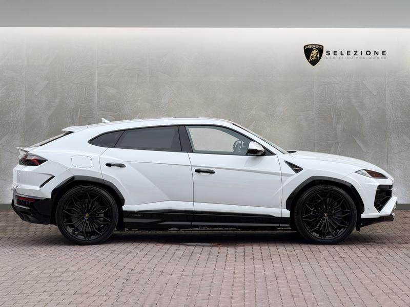 Used Lamborghini Urus 2025 for sale - 76971998: Photo 2