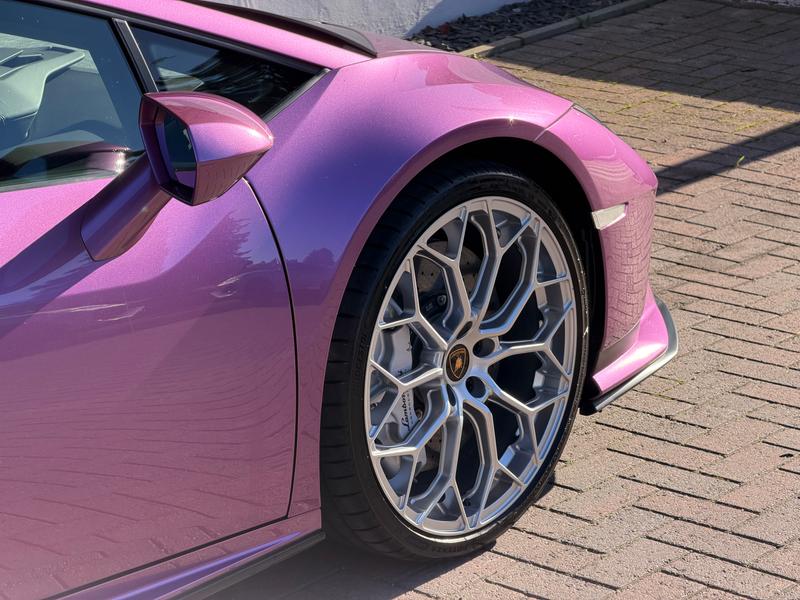 Used Lamborghini Huracan 2023 for sale - 76722812: Photo 14