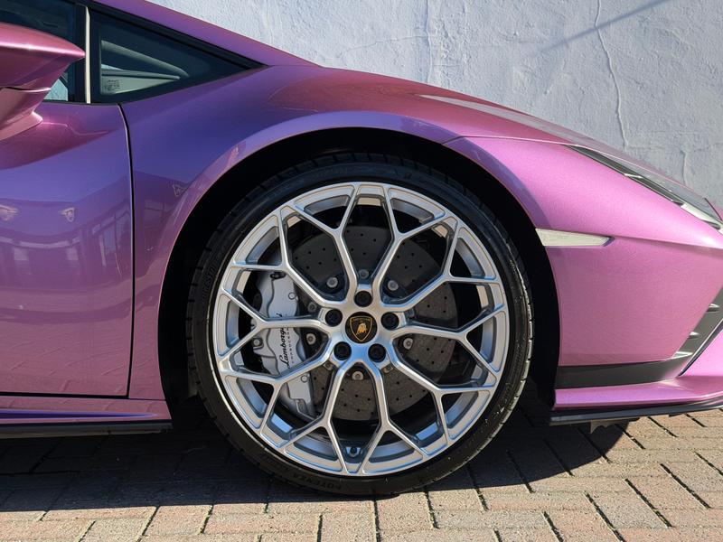 Used Lamborghini Huracan 2023 for sale - 76722812: Photo 6