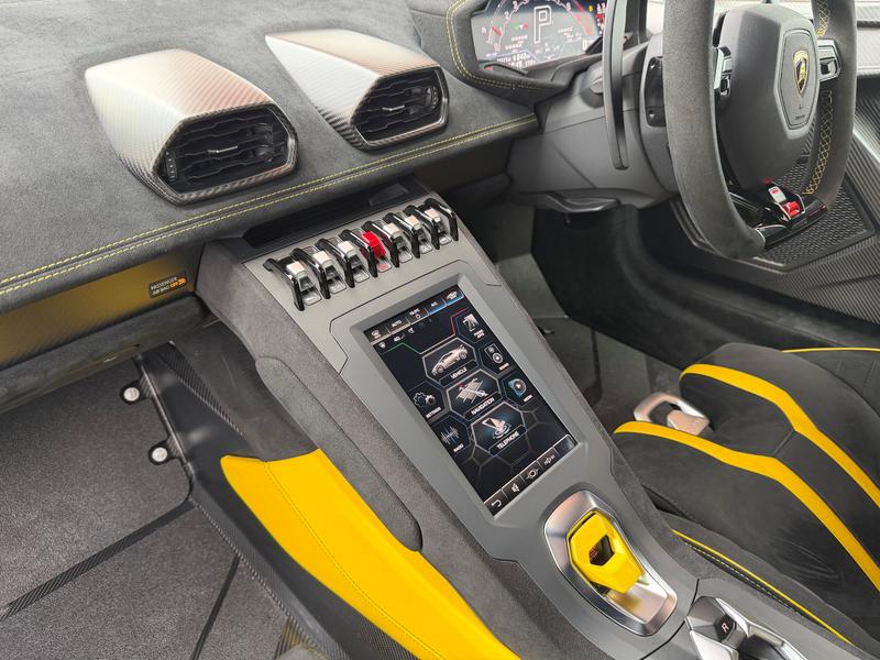 Used Lamborghini Huracan 2023 for sale - 76340158: Photo 12