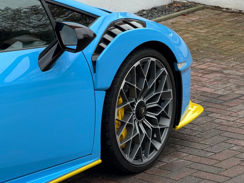 Used Lamborghini Huracan 2023 for sale - 76340158: Photo 20