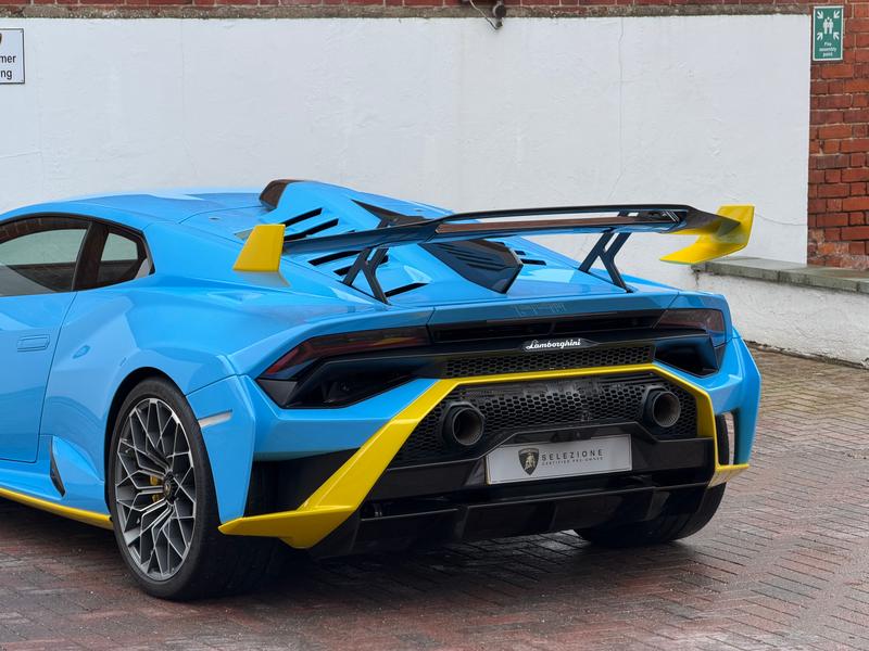 Used Lamborghini Huracan 2023 for sale - 76340158: Photo 21