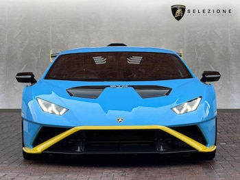 Used Lamborghini Huracan 2023 for sale - 76340158: Photo