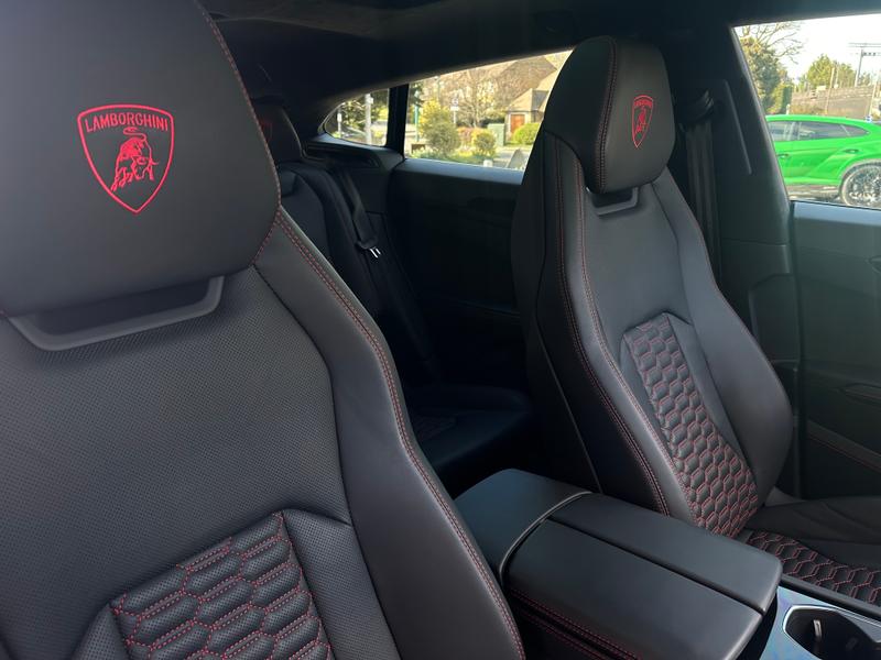 Used Lamborghini Urus 2022 for sale - 77659802: Photo 18