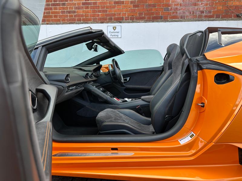 Used Lamborghini Huracan 2016 for sale - 75805706: Photo 6