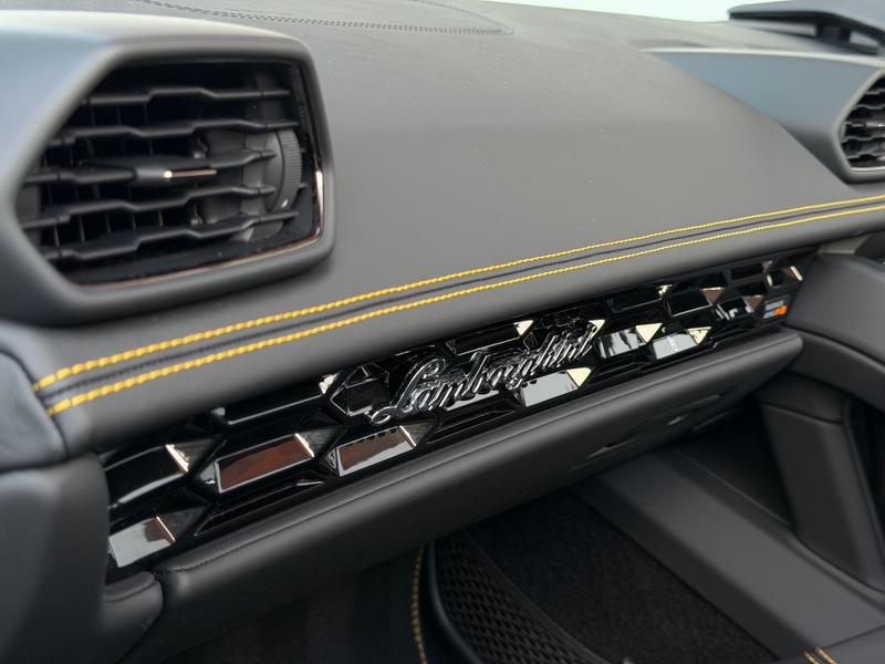 Used Lamborghini Huracan 2025 for sale - 77152088: Photo 18