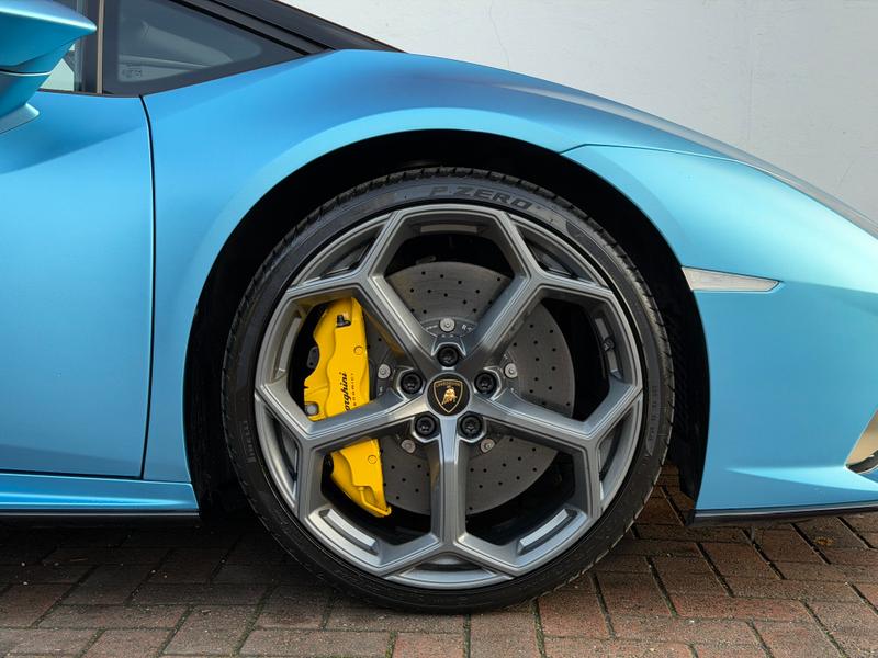 Used Lamborghini Huracan 2025 for sale - 77152088: Photo 7