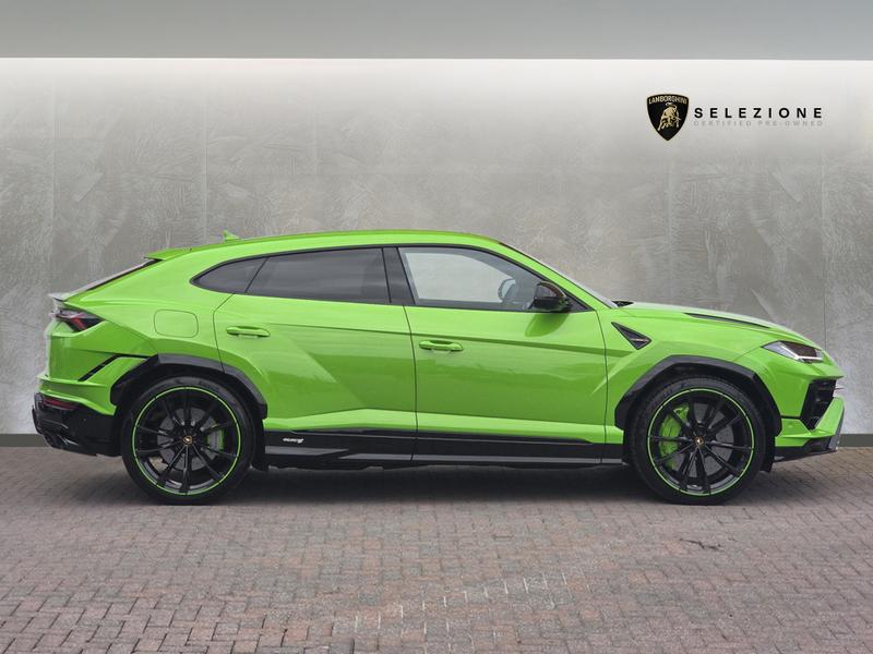 Used Lamborghini Urus 2024 for sale - 78206066: Photo 2