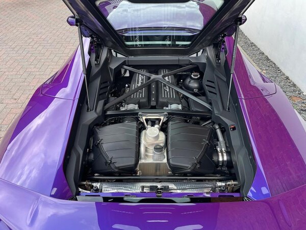 Used Lamborghini Huracan 2023 for sale - 75908318: Photo 8