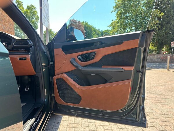 Used Lamborghini Urus 2023 for sale - 75137548: Photo 14