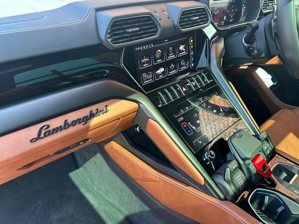Used Lamborghini Urus 2023 for sale - 75137548: Photo 16