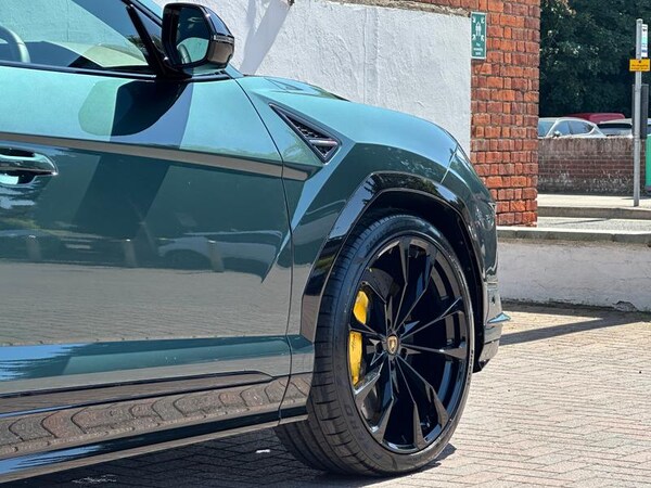Used Lamborghini Urus 2023 for sale - 75137548: Photo 18