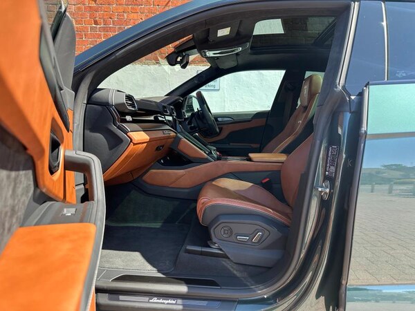 Used Lamborghini Urus 2023 for sale - 75137548: Photo 6