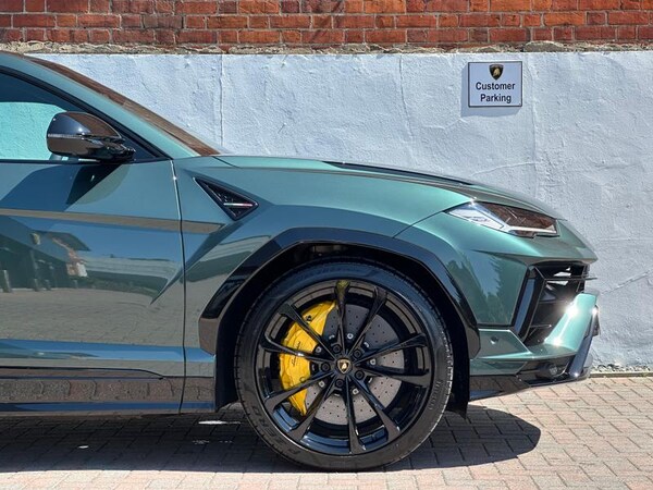 Used Lamborghini Urus 2023 for sale - 75137548: Photo 9