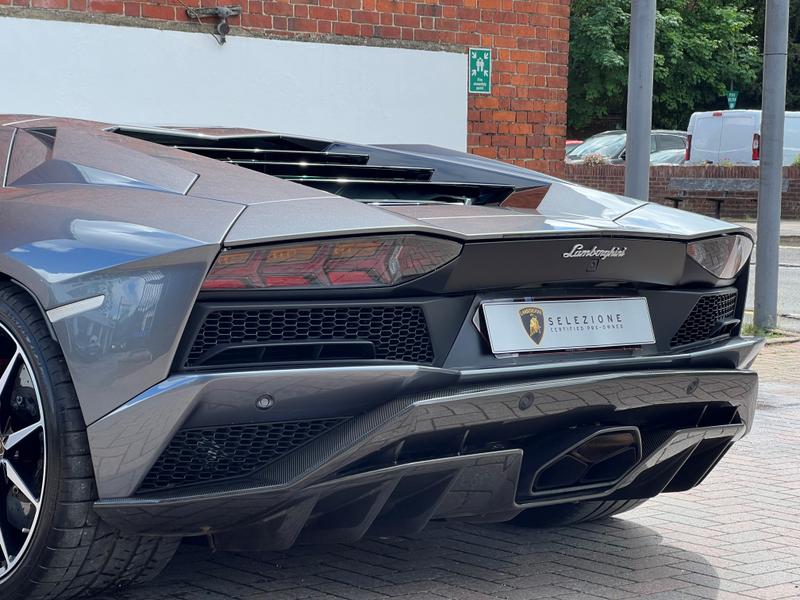 Used Lamborghini Aventador 2018 for sale - 76322231: Photo 14
