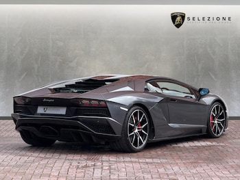 Used Lamborghini Aventador 2018 for sale - 76322231: Photo