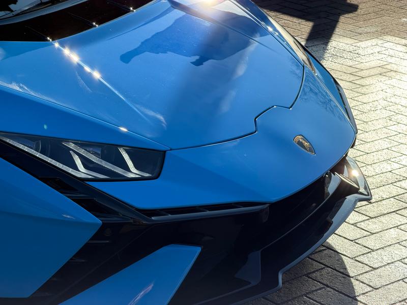 Used Lamborghini Huracan 2023 for sale - 77211067: Photo 16