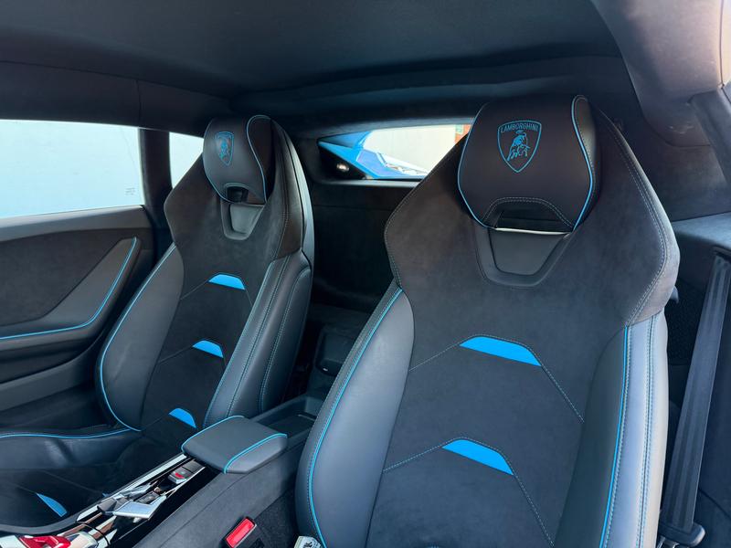 Used Lamborghini Huracan 2023 for sale - 77211067: Photo 18