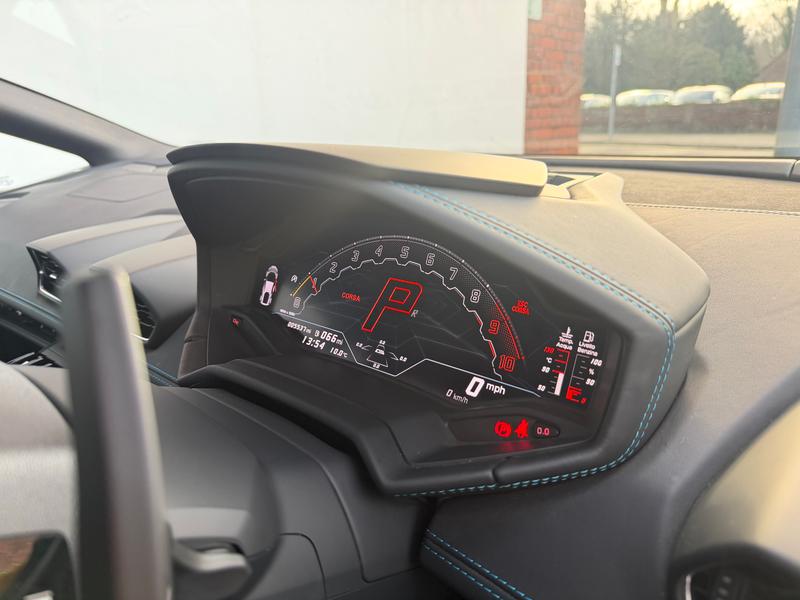 Used Lamborghini Huracan 2023 for sale - 77211067: Photo 21