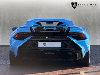 Used Lamborghini Huracan 2023 for sale - 77211067: Photo