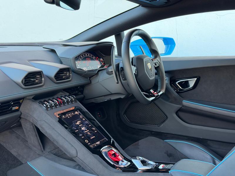 Used Lamborghini Huracan 2023 for sale - 77211067: Photo 6