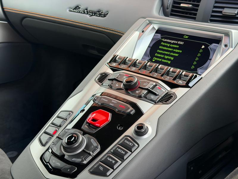 Used Lamborghini Aventador 2018 for sale - 76621821: Photo 17