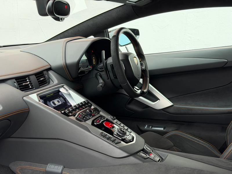 Used Lamborghini Aventador 2018 for sale - 76621821: Photo 6
