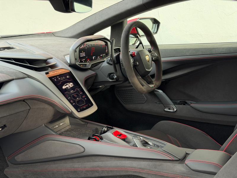 Used Lamborghini Revuelto 2025 for sale - 76355646: Photo 6