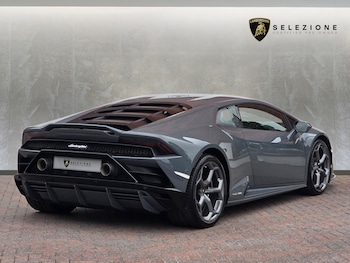 Used Lamborghini Huracan 2020 for sale - 79411112: Photo
