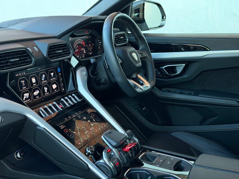 Used Lamborghini Urus 2020 for sale - 77450419: Photo 6