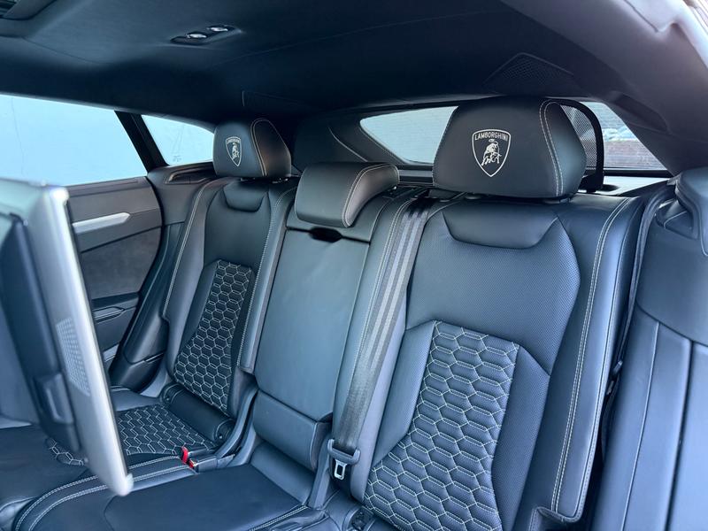 Used Lamborghini Urus 2020 for sale - 77450419: Photo 7