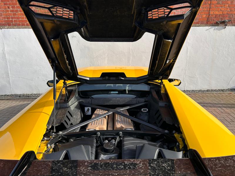 Used Lamborghini Huracan 2019 for sale - 77989005: Photo 10