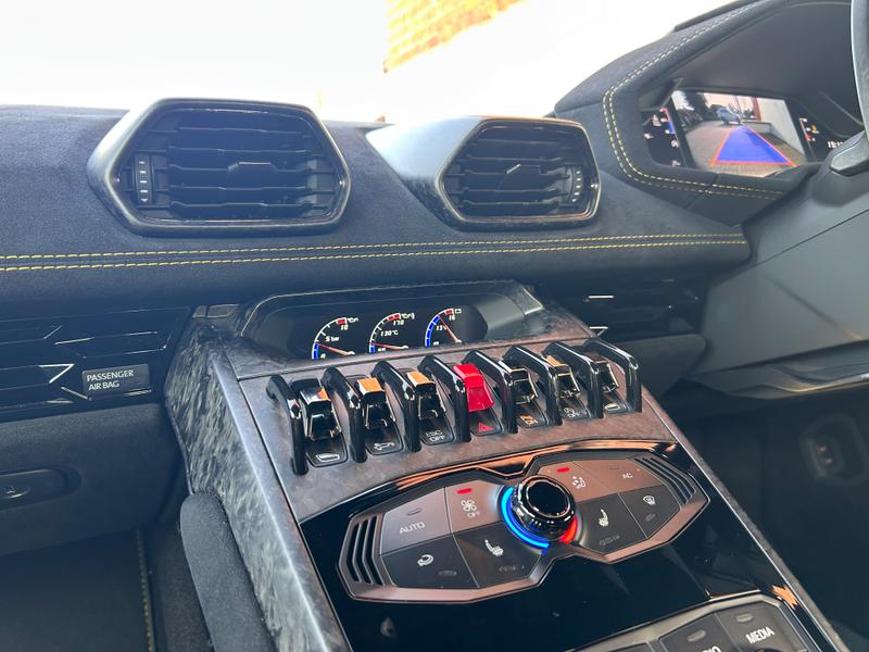 Used Lamborghini Huracan 2019 for sale - 77989005: Photo 12