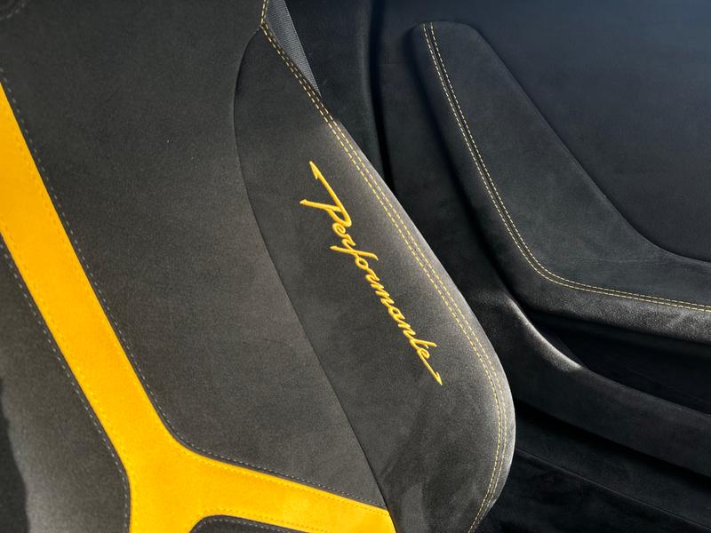 Used Lamborghini Huracan 2019 for sale - 77989005: Photo 16