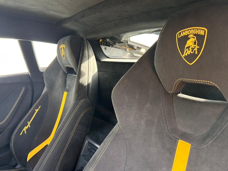 Used Lamborghini Huracan 2019 for sale - 77989005: Photo 7
