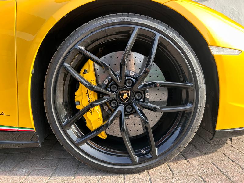 Used Lamborghini Huracan 2019 for sale - 77989005: Photo 9