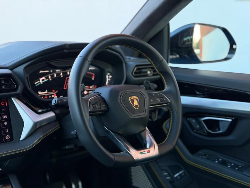 Used Lamborghini Urus 2025 for sale - 77450423: Photo 7