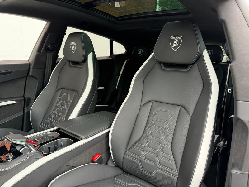 Used Lamborghini Urus 2025 for sale - 76322196: Photo 7