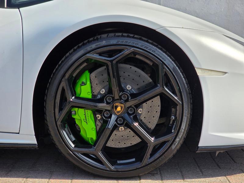 Used Lamborghini Huracan 2019 for sale - 78180293: Photo 9