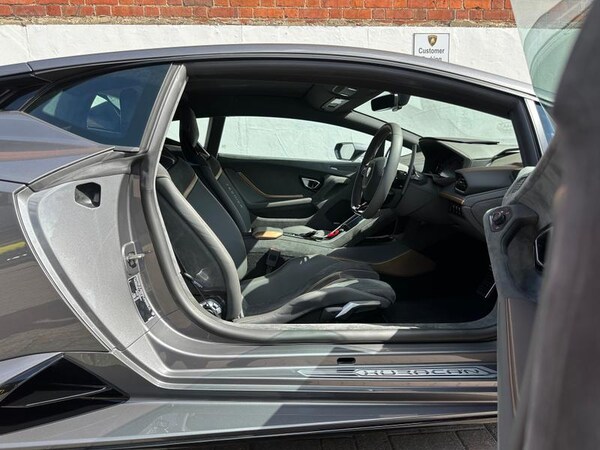 Used Lamborghini Huracan for sale - 75304159: Photo 12